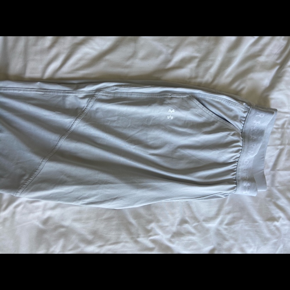 Under Armour Jogger (light blue) brand new